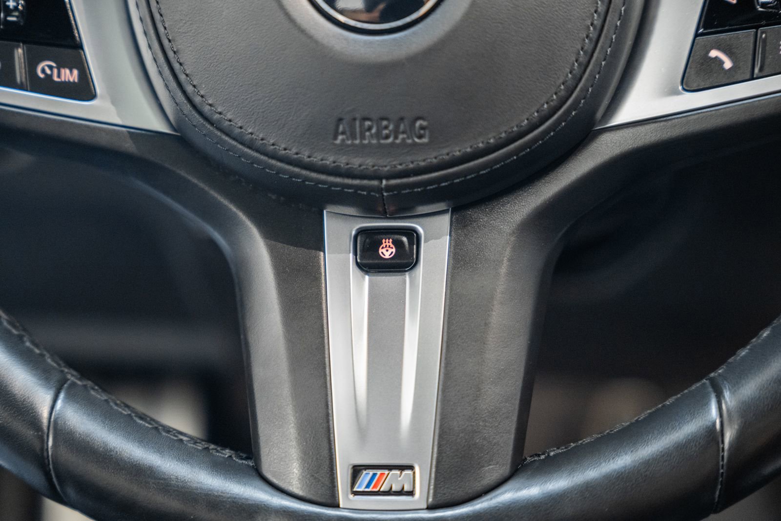 Used 2023 BMW 330i xDrive Sedan w/ M Sport Package image 33