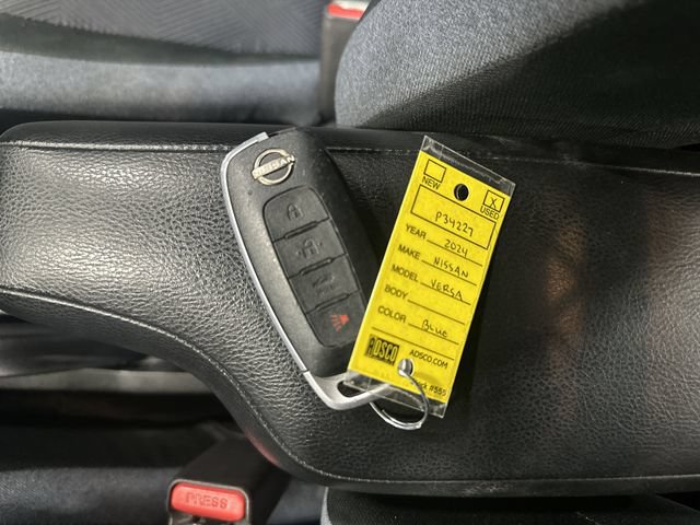 Used 2024 Nissan Versa SV FWD image 33