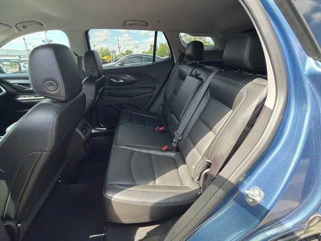 Used 2024 GMC Terrain SLT AWD/4WD image 11