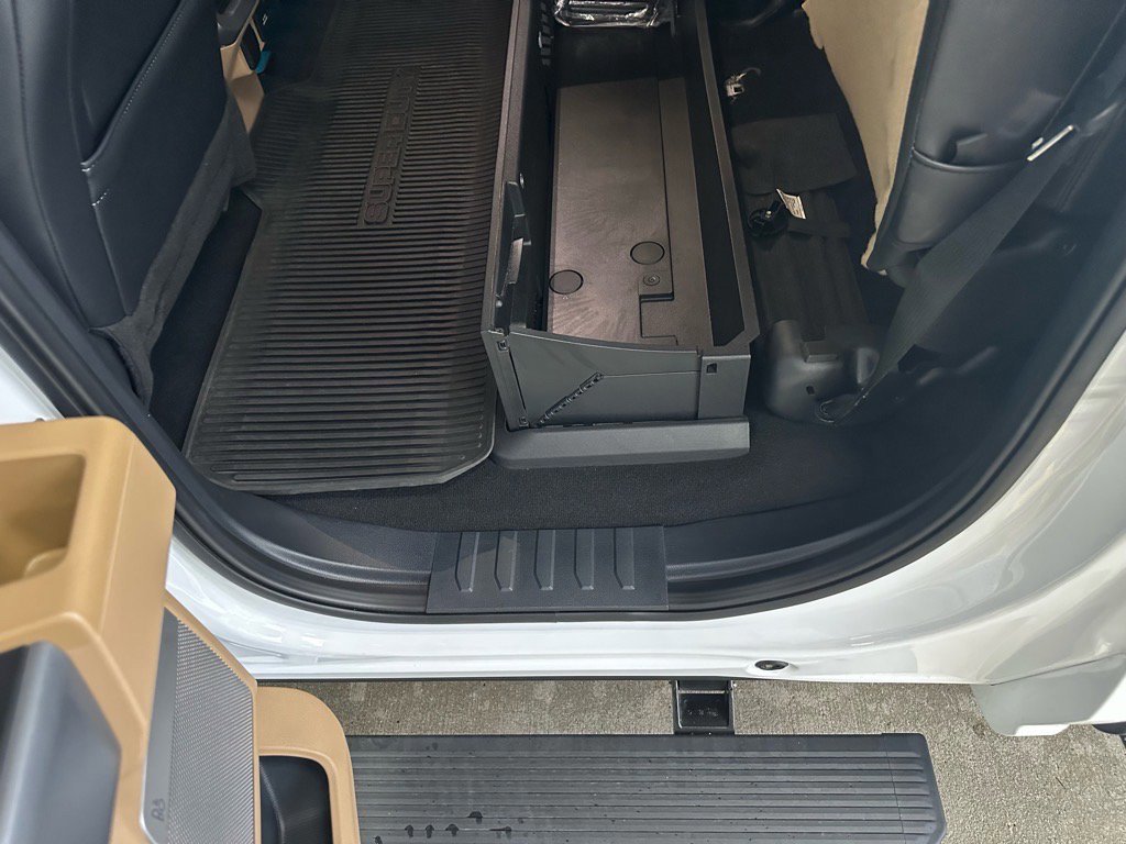 Certified 2024 Ford F250 Lariat w/ Chrome Package image 30