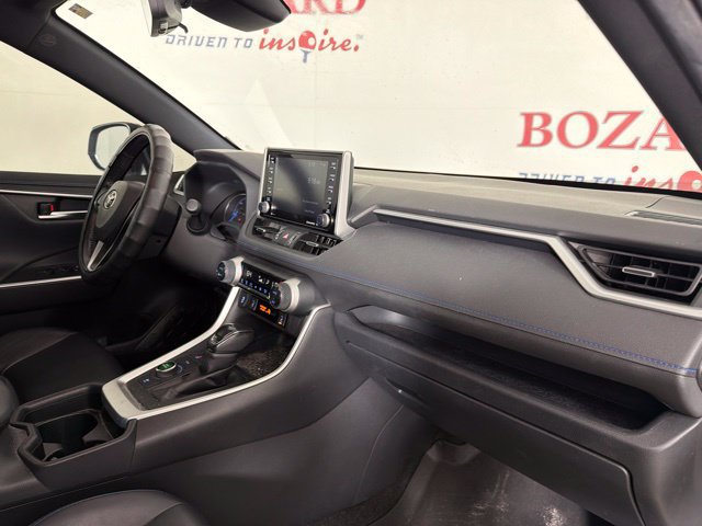 Used 2020 Toyota RAV4 XSE w/ XSE Grade Weather Package AWD/4WD image 32