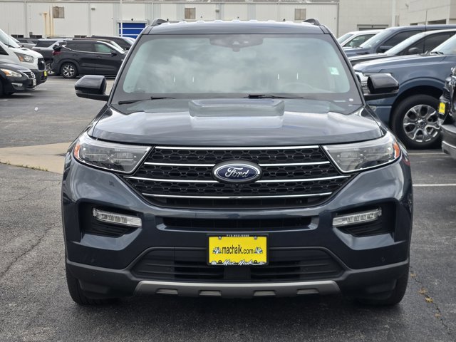 Certified 2022 Ford Explorer XLT w/ Equipment Group 202A RWD image 2