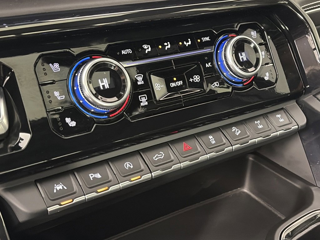 Used 2024 GMC Sierra 1500 AT4X w/ AT4X AEV Edition image 21