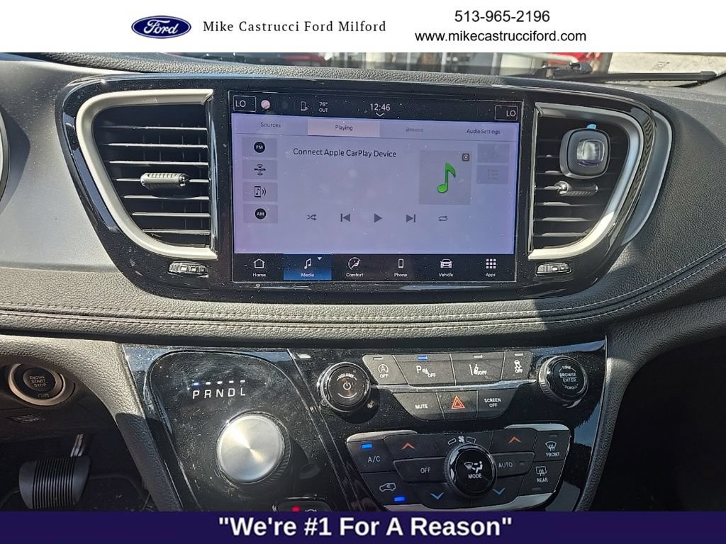 Used 2021 Chrysler Pacifica Touring w/ S Appearance Package FWD image 6