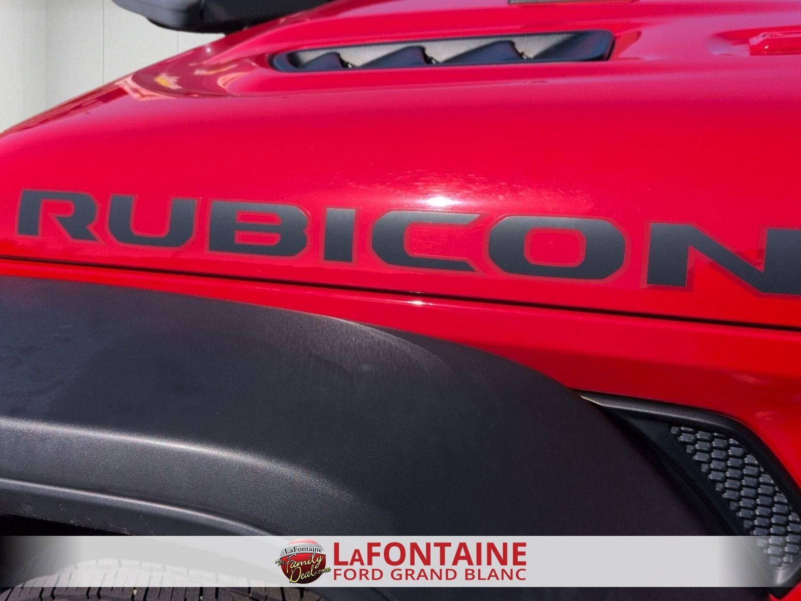 Used 2020 Jeep Wrangler Unlimited Rubicon w/ Dual Top Group AWD/4WD image 10