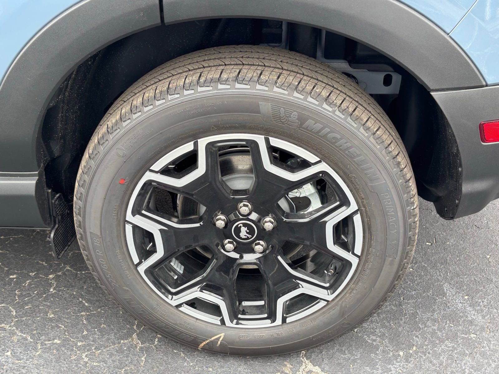 Certified 2025 Ford Bronco Sport Outer Banks w/ Outer Banks Tech Package+ AWD/4WD image 13