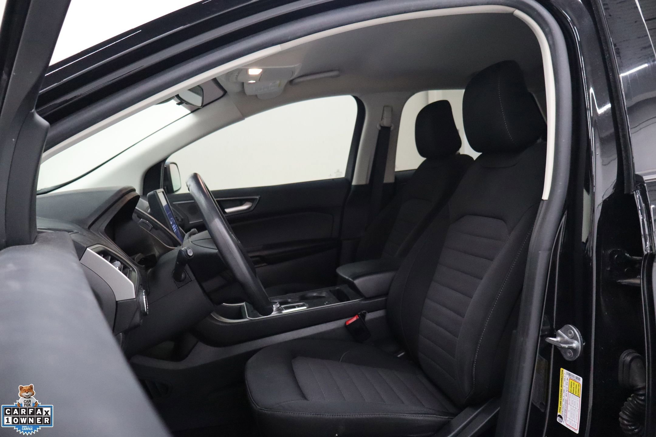 Certified 2022 Ford Edge SE w/ Black Appearance Package image 13