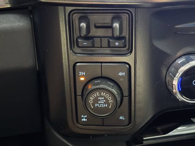 Certified 2024 Ford F350 Lariat w/ Lariat Ultimate Package AWD/4WD image 32