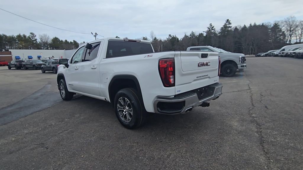 Used 2022 GMC Sierra 1500 SLE AWD/4WD image 17