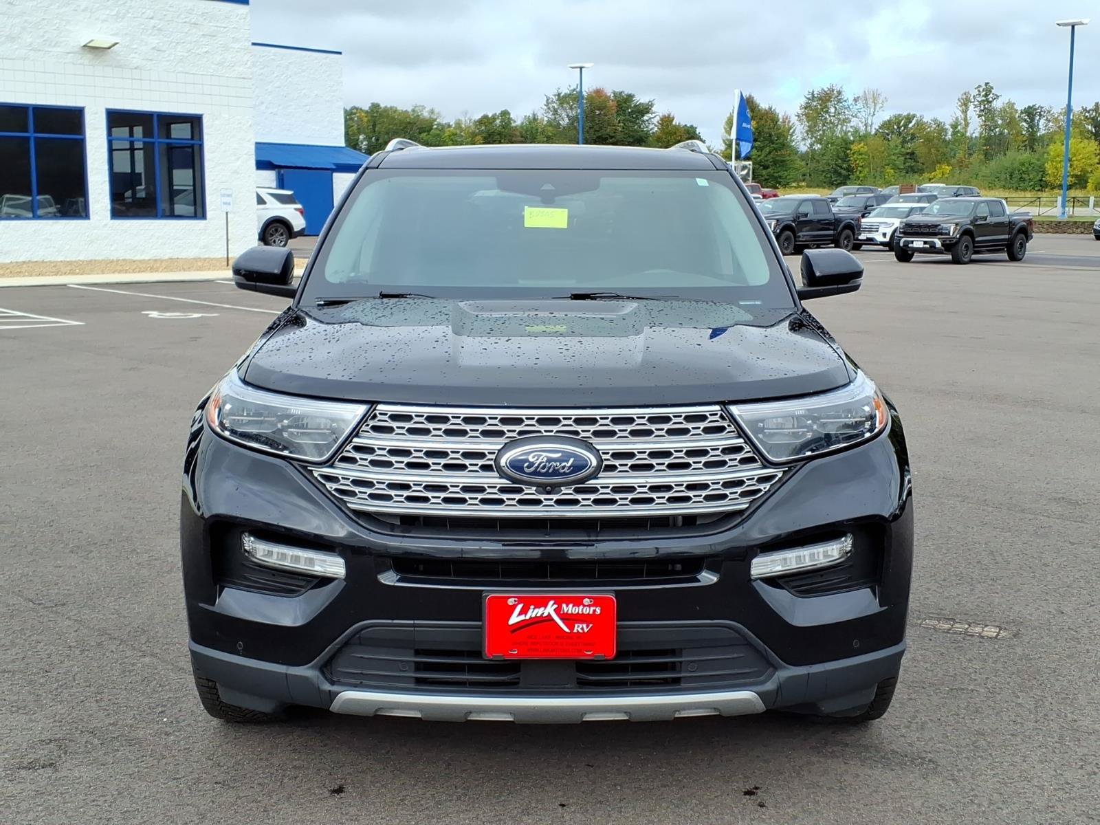 Certified 2022 Ford Explorer Limited w/ Equipment Group 301A AWD/4WD image 9