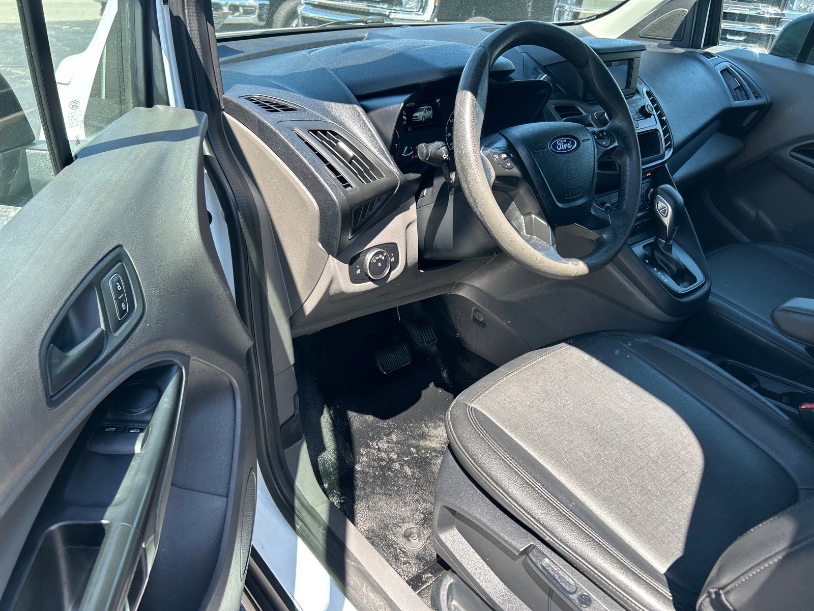 Certified 2020 Ford Transit Connect XL FWD image 5