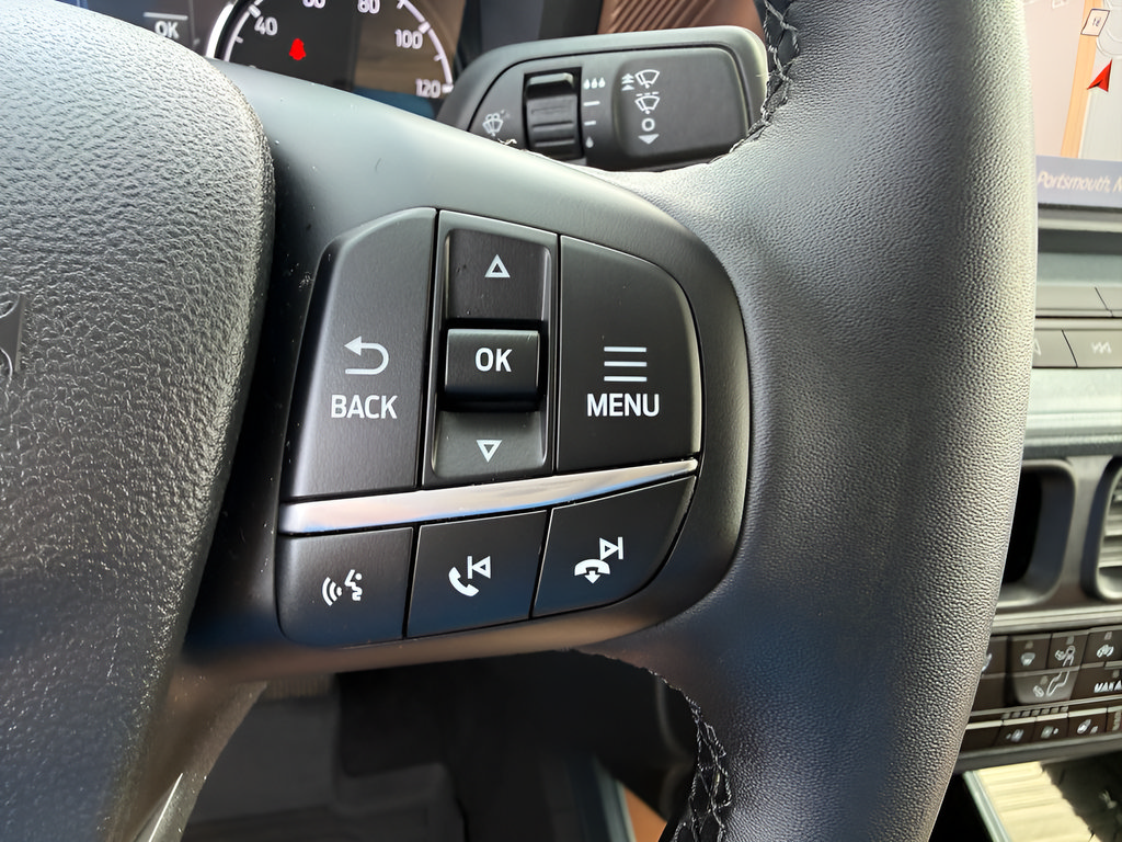 Certified 2024 Ford Maverick Lariat AWD/4WD image 22