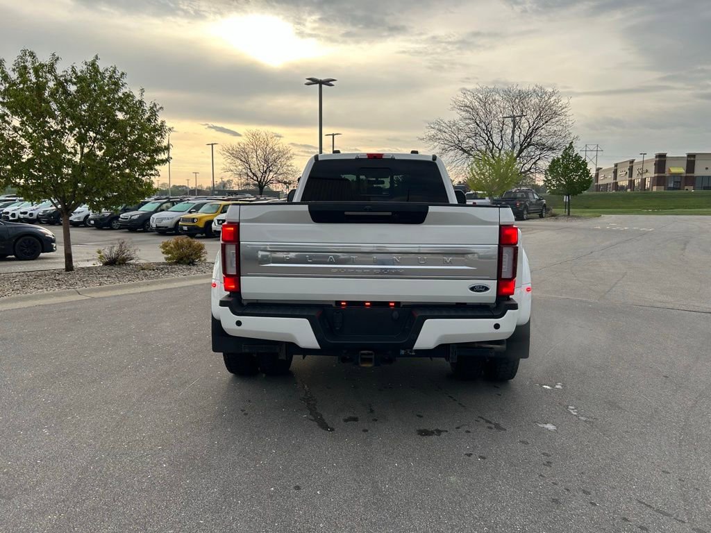 Certified 2022 Ford F450 Platinum w/ FX4 Off-Road Package AWD/4WD image 8