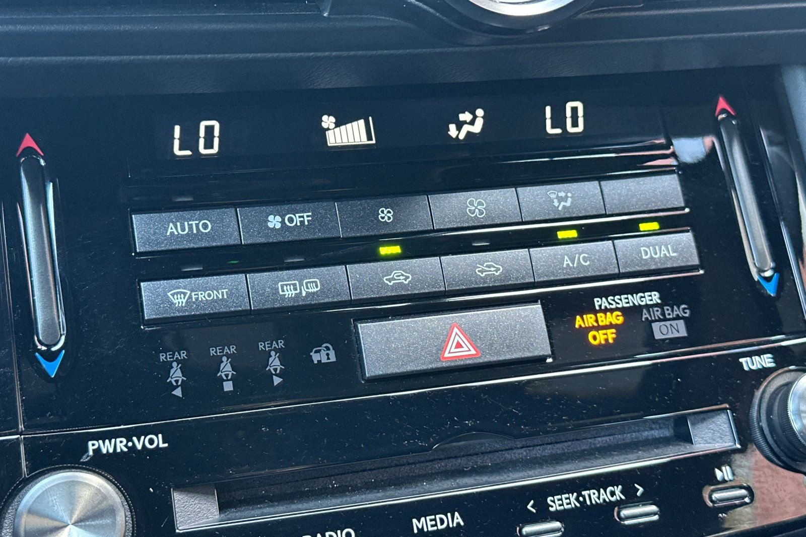 Used 2023 Lexus IS 350 F Sport w/ Navigation Package RWD image 30