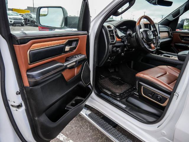 Used 2022 RAM 1500 Limited w/ Body Color Bumper Group AWD/4WD image 38