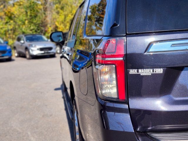 Used 2023 Chevrolet Tahoe Premier AWD/4WD image 9