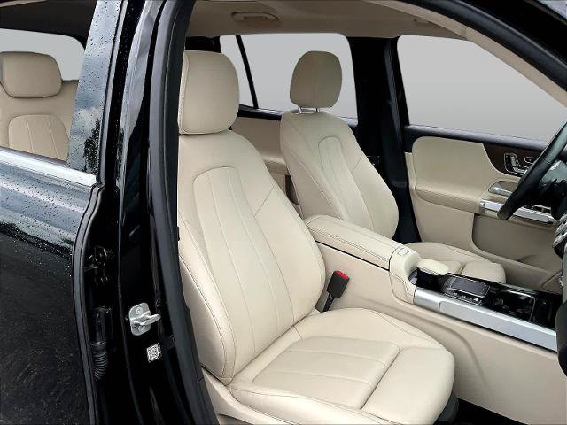 Used 2023 Mercedes-Benz GLB 250 4MATIC image 31