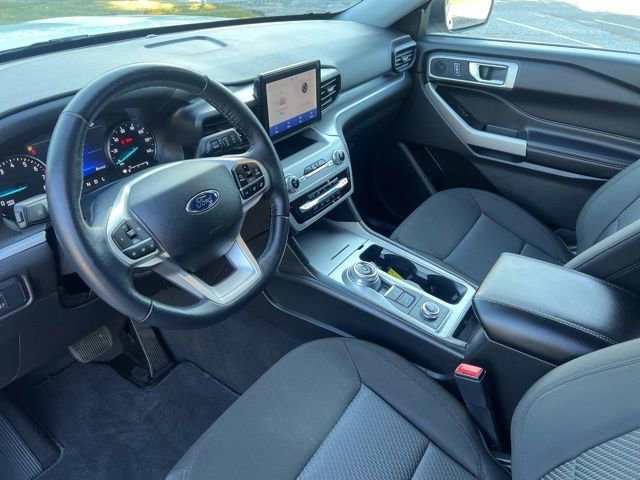 Certified 2022 Ford Explorer XLT w/ Class IV Trailer Tow Package image 18