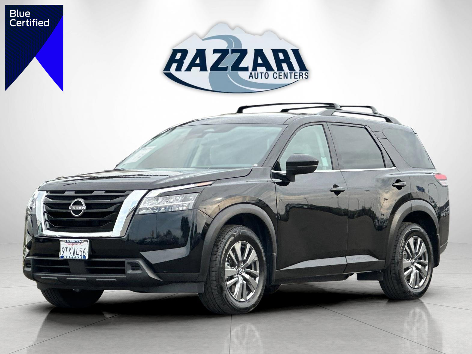 Used 2022 Nissan Pathfinder SV w/ Cargo Package