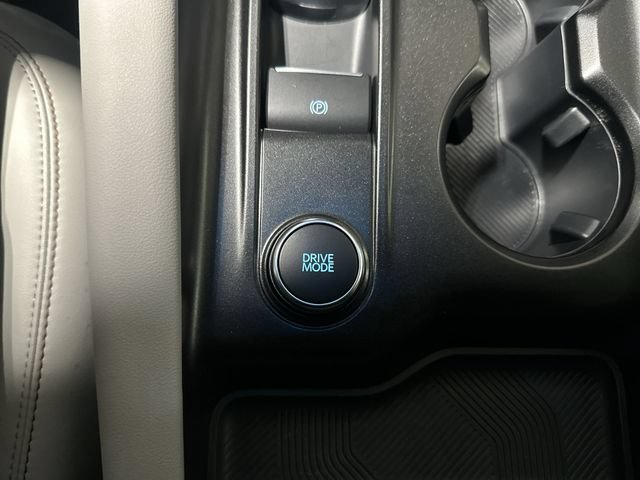 Certified 2025 Ford Explorer Active w/ Active Comfort Package AWD/4WD image 35