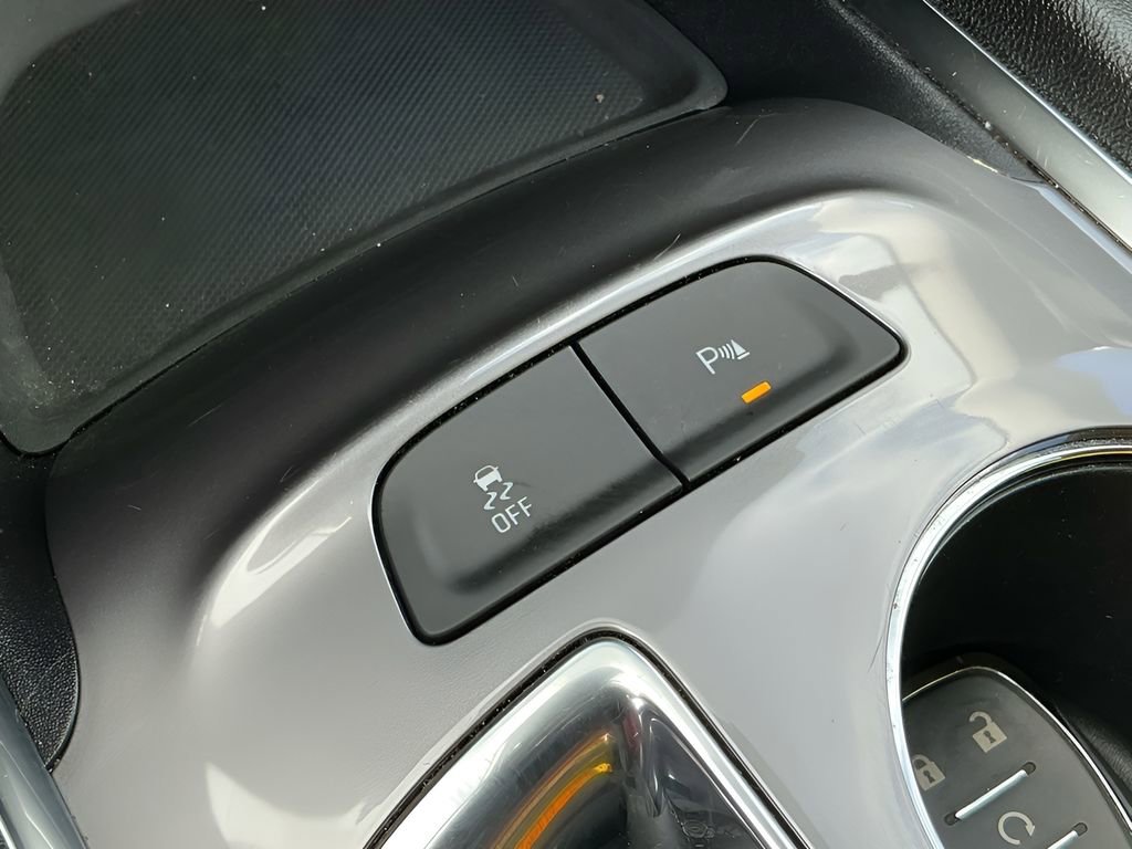 Used 2024 Chevrolet Malibu LT image 37