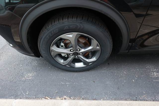 Certified 2025 Ford Escape ST-Line FWD image 9