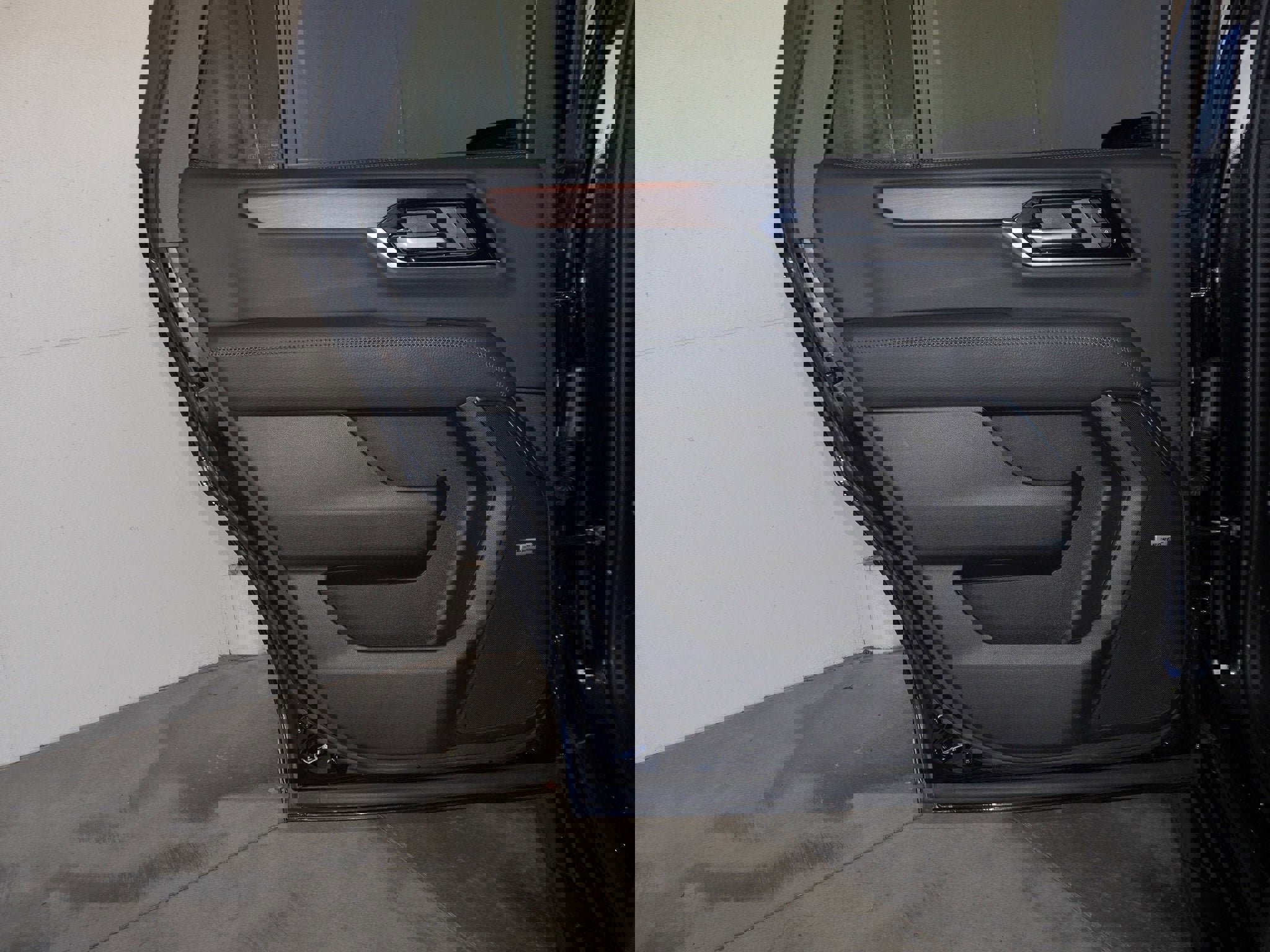 Used 2025 GMC Yukon Denali image 38