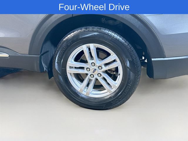 Certified 2023 Ford Explorer XLT AWD/4WD image 6