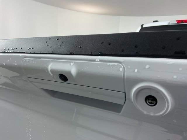 Certified 2025 Ford F450 Lariat w/ FX4 Off-Road Package image 10