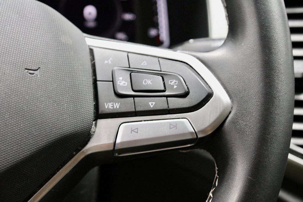 Used 2023 Volkswagen Atlas SE image 31