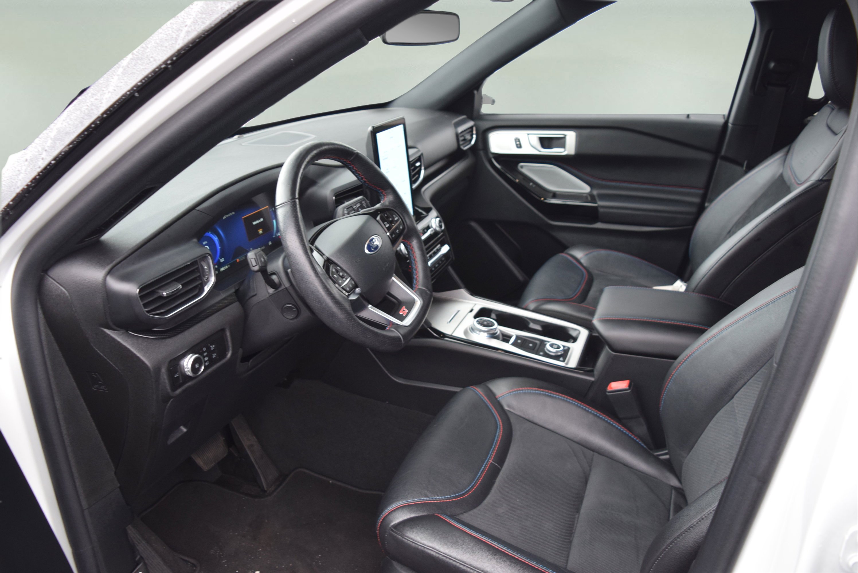 Certified 2023 Ford Explorer ST w/ Equipment Group 401A image 10