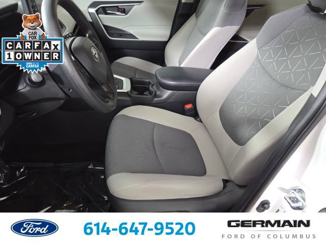 Used 2021 Toyota RAV4 XLE AWD/4WD image 20