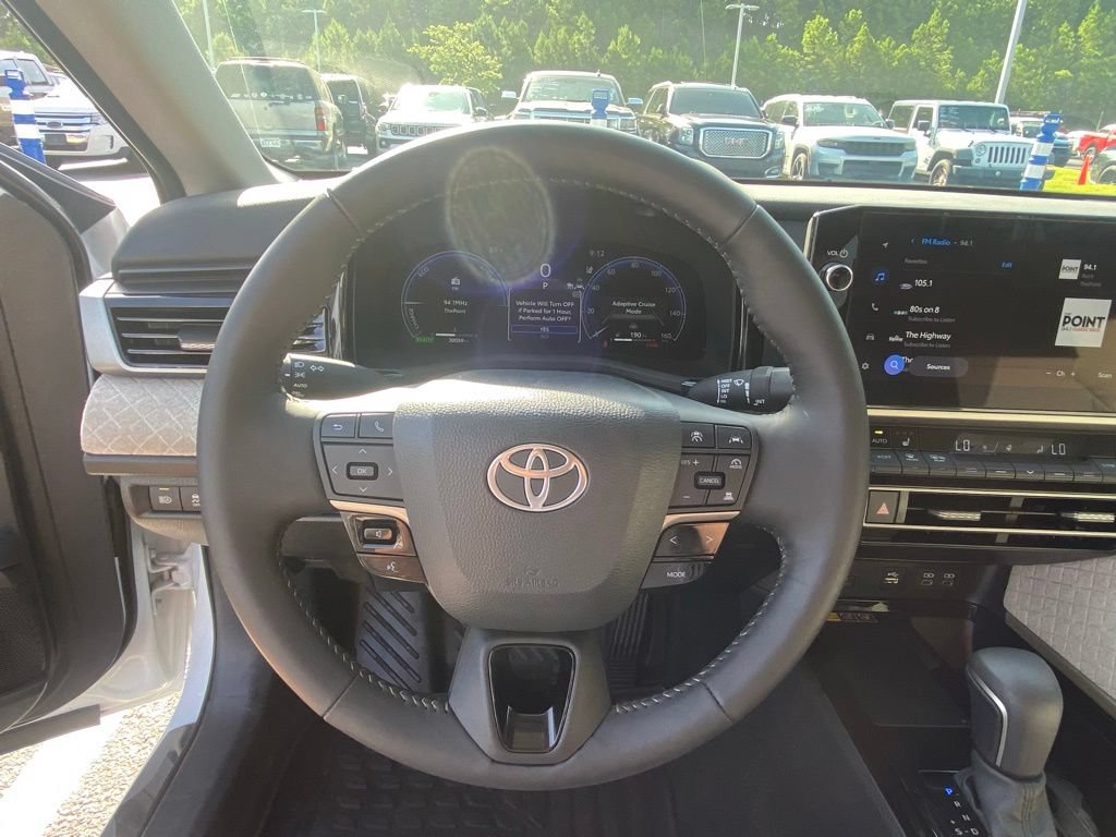 Used 2026 Toyota Camry XLE FWD image 13