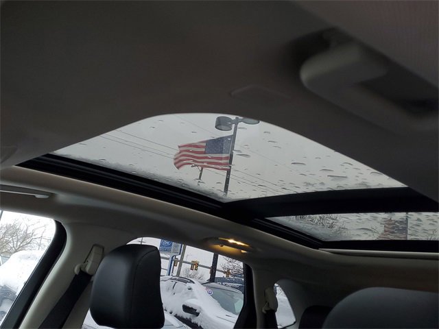 Certified 2022 Ford Edge SEL w/ Convenience Package image 11