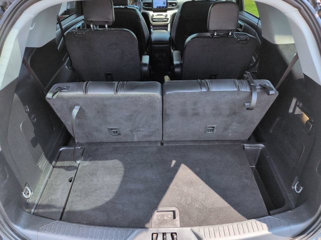 Certified 2023 Ford Explorer XLT w/ Equipment Group 202A AWD/4WD image 19