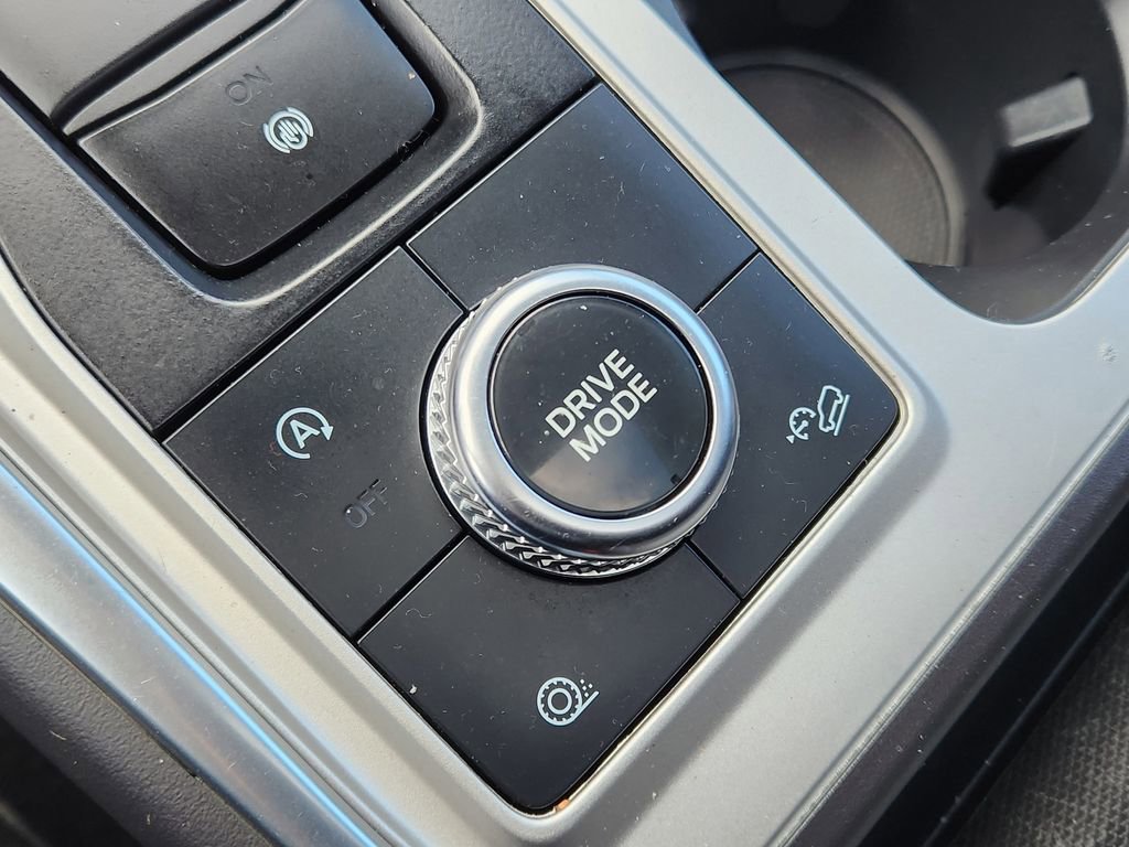 Certified 2023 Ford Explorer XLT w/ Equipment Group 202A image 30