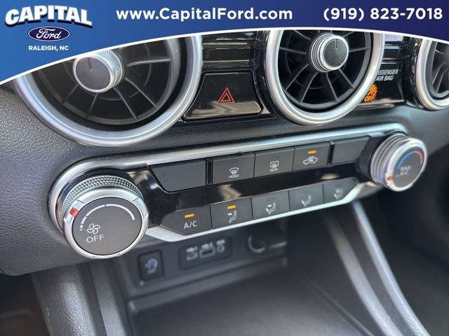 Used 2025 Nissan Sentra SV FWD image 29