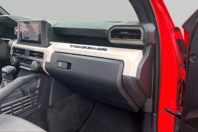 Used 2024 Toyota Tacoma TRD Off-Road AWD/4WD image 19