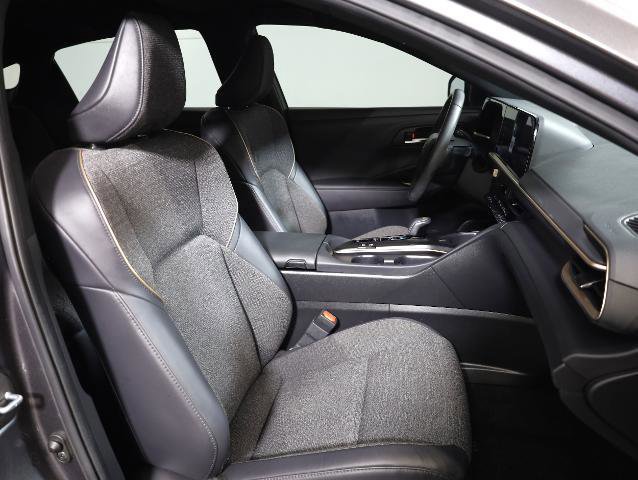 Used 2023 Toyota Crown XLE image 9