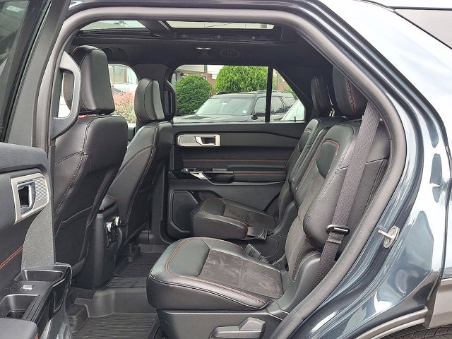 Certified 2023 Ford Explorer ST-Line w/ Class IV Trailer Tow Package AWD/4WD image 20