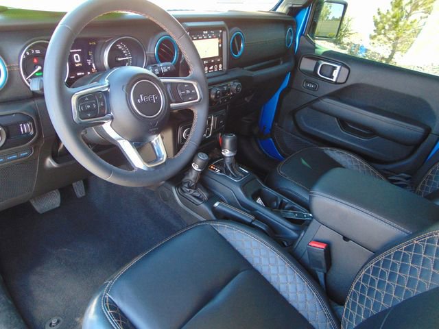 Used 2023 Jeep Wrangler Unlimited Sahara AWD/4WD image 12