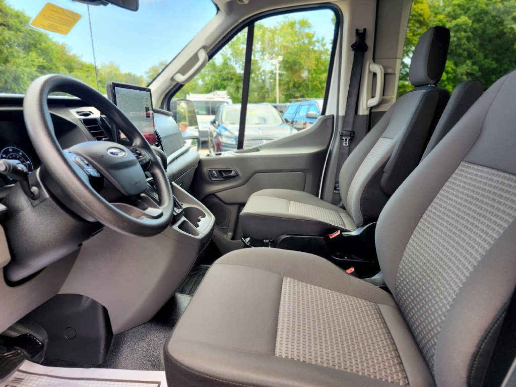 Certified 2025 Ford Transit 350 XLT RWD image 18