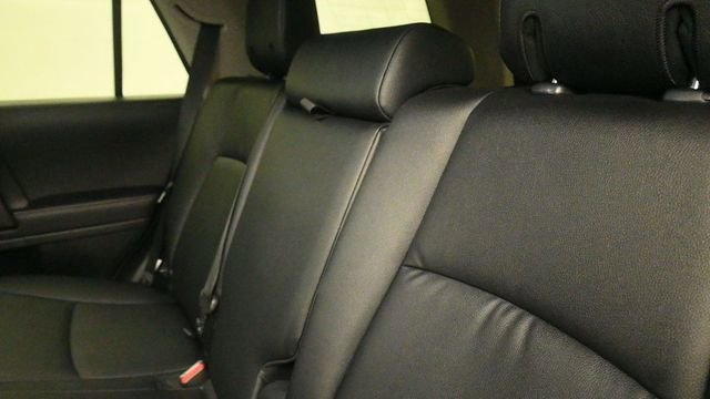 Used 2024 Toyota 4Runner TRD Off-Road Premium w/ Off Road Premium Plus Package AWD/4WD image 11