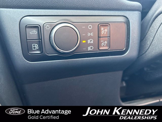 Certified 2023 Ford Maverick Lariat w/ Lariat Luxury Package FWD image 29
