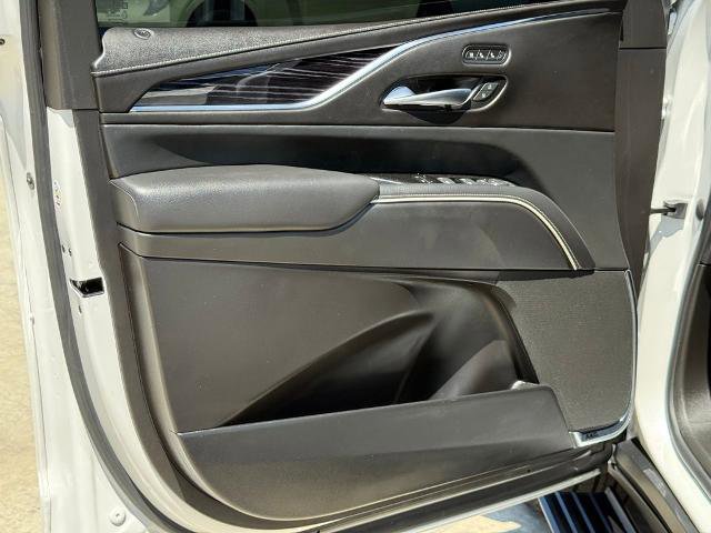 Used 2022 Cadillac Escalade ESV Sport w/ Touring Package AWD/4WD image 19