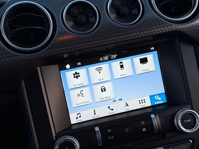 Certified 2018 Ford Mustang GT w/ GT Performance Package image 21