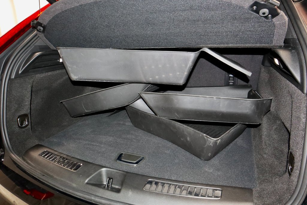 Used 2025 Cadillac XT4 Premium Luxury w/ Cold Weather Package image 13