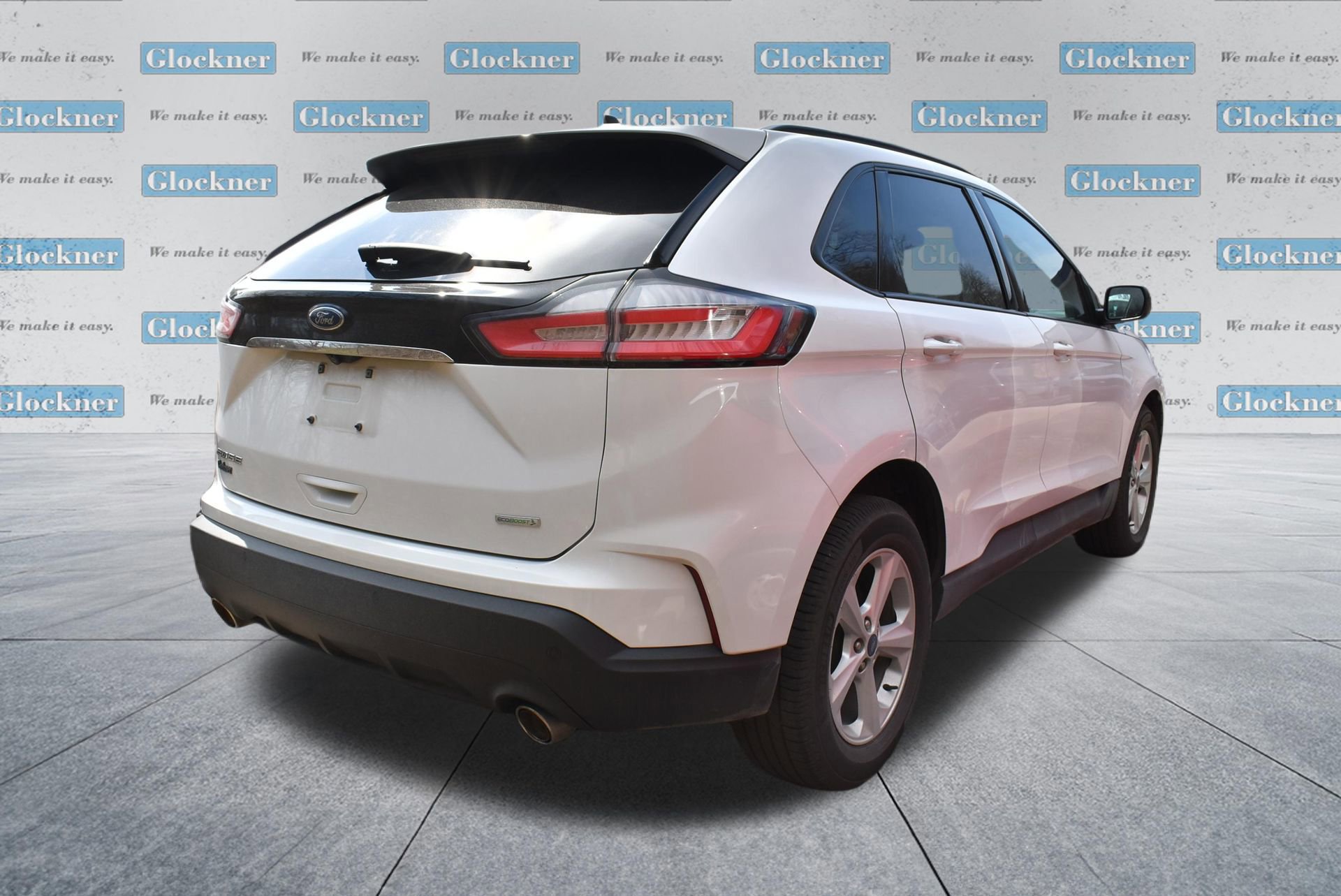 Certified 2020 Ford Edge SE image 9