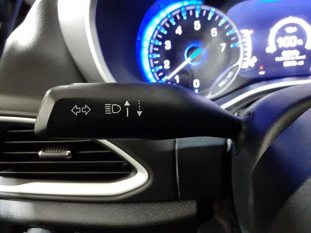 Used 2025 Chrysler Pacifica Select FWD image 19