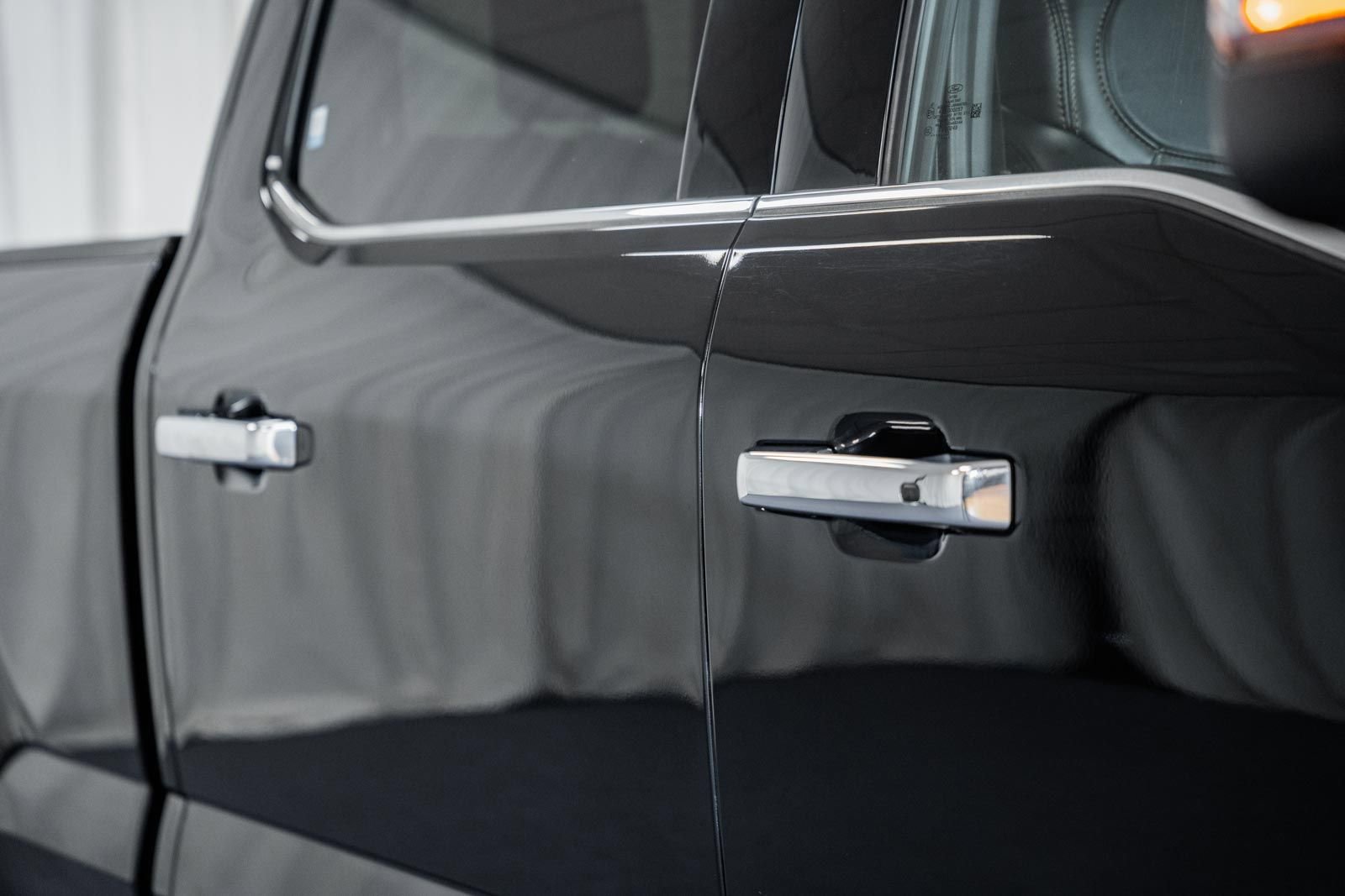 Certified 2023 Ford F150 Platinum w/ FX4 Off-Road Package image 13